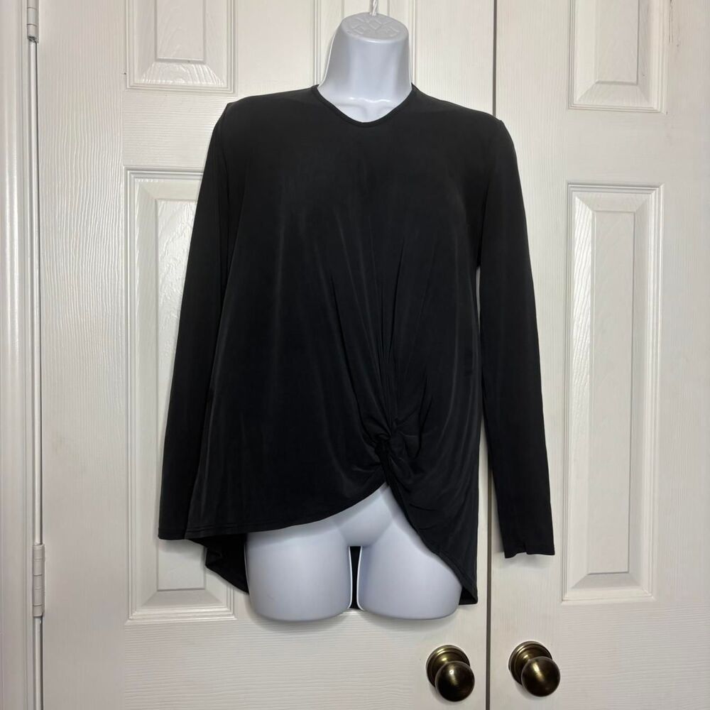Eesome Medium Black Long Sleeve Knot Front Top Soft Stretch